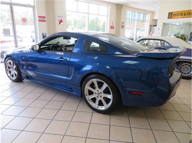 Used 2006 Ford Mustang GT RWD image 17