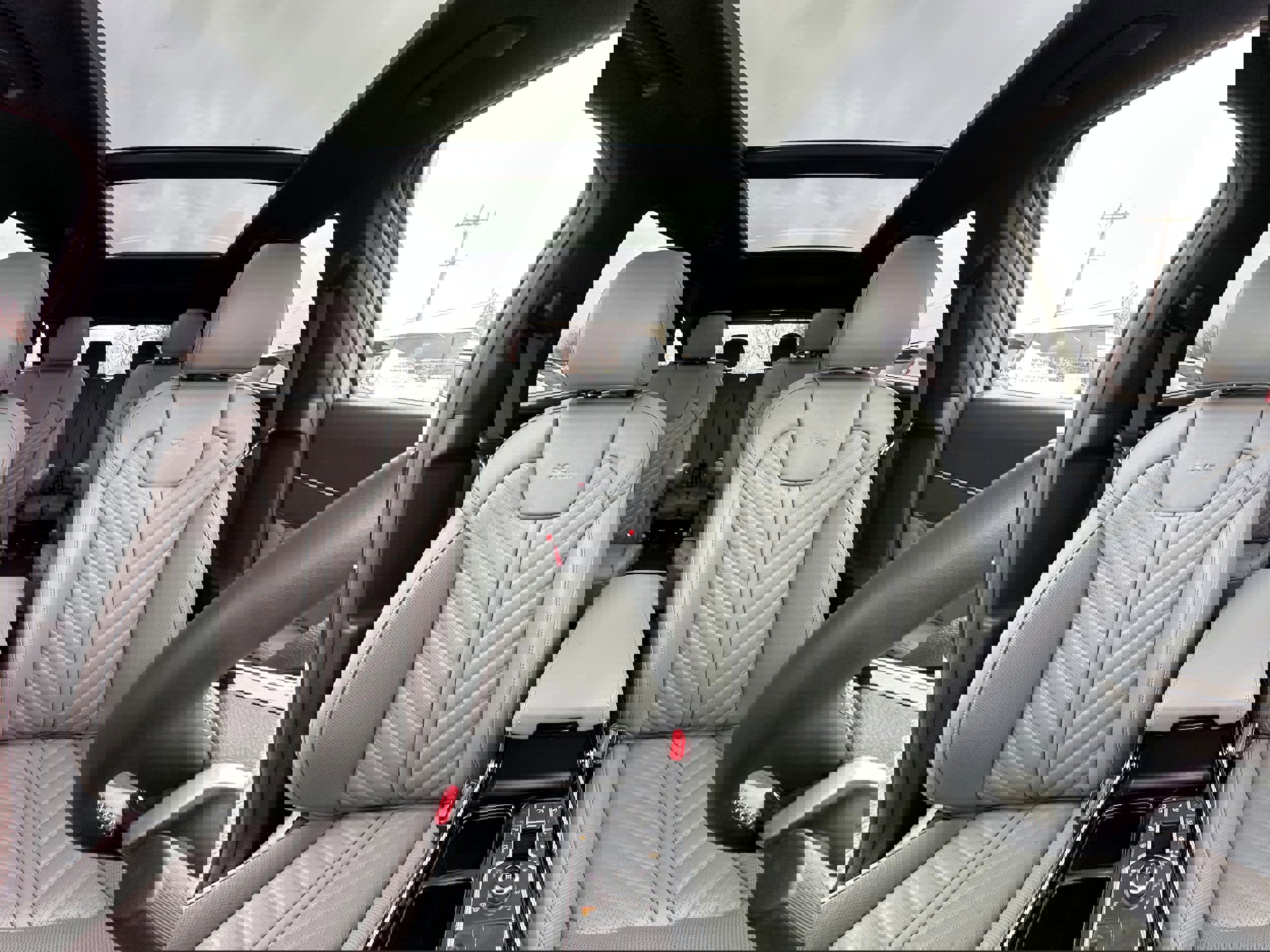 Used 2025 Kia Sorento SX Prestige w/ Sage Leather Package image 36