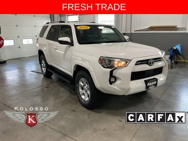 Used 2022 Toyota 4Runner SR5 AWD/4WD video 1