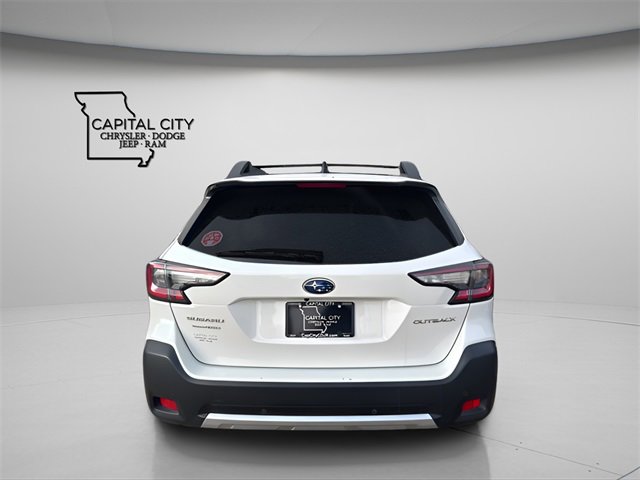 Used 2023 Subaru Outback Limited image 4