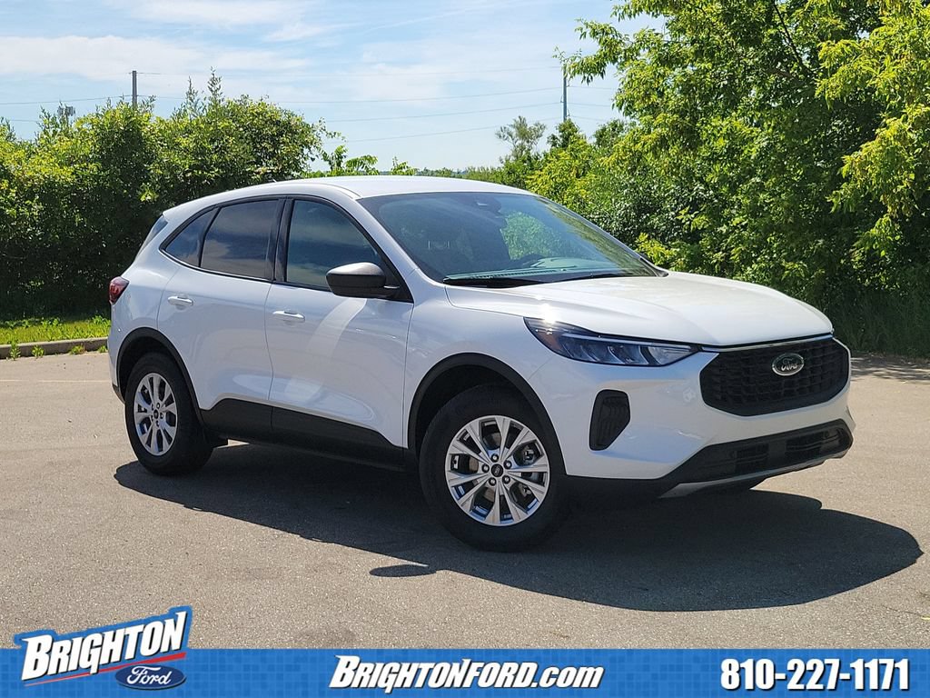 Used 2026 Ford Escape Active w/ Tech Pack #1 AWD/4WD image 1