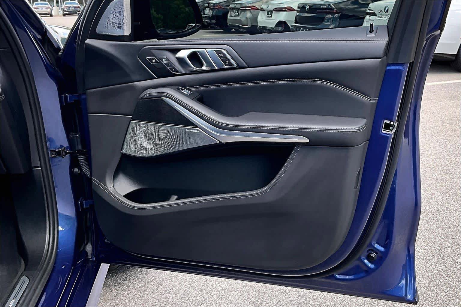 Certified 2024 BMW ALPINA XB7 AWD/4WD image 25