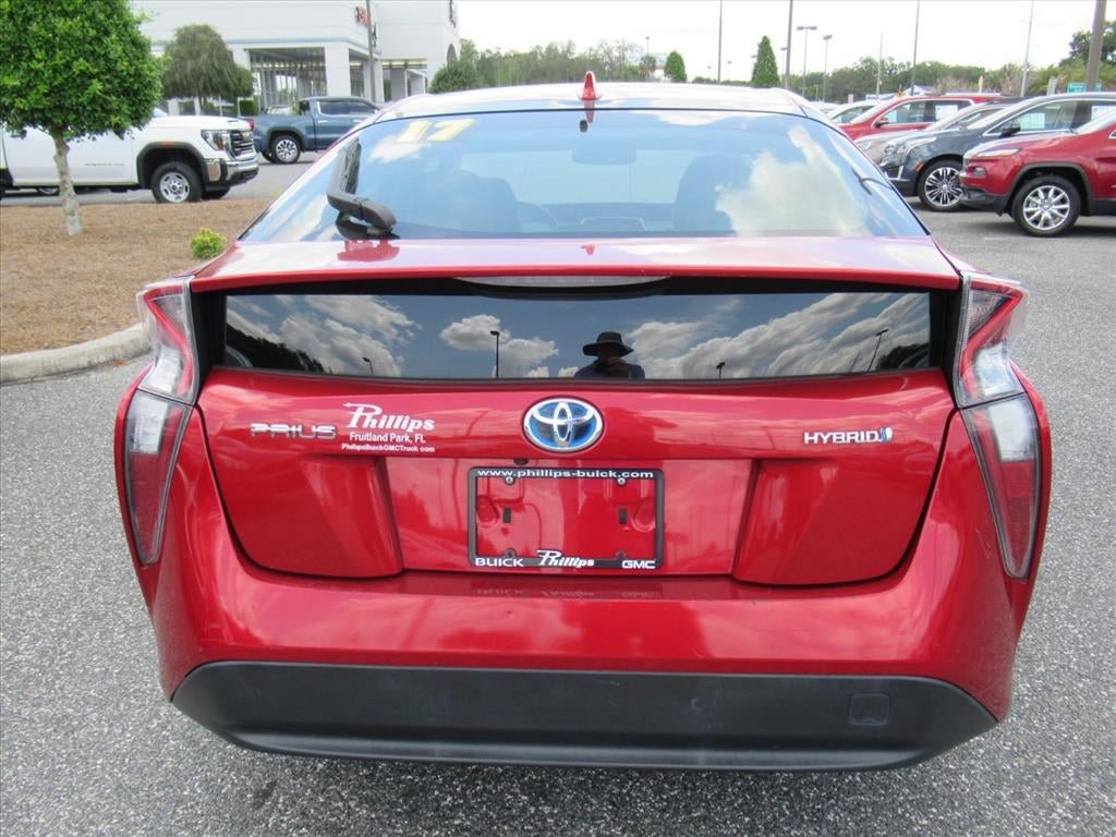 Used 2017 Toyota Prius Four w/ Advanced Technology Package FWD image 5