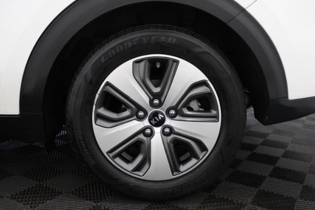 Used 2018 Kia Niro LX FWD image 7