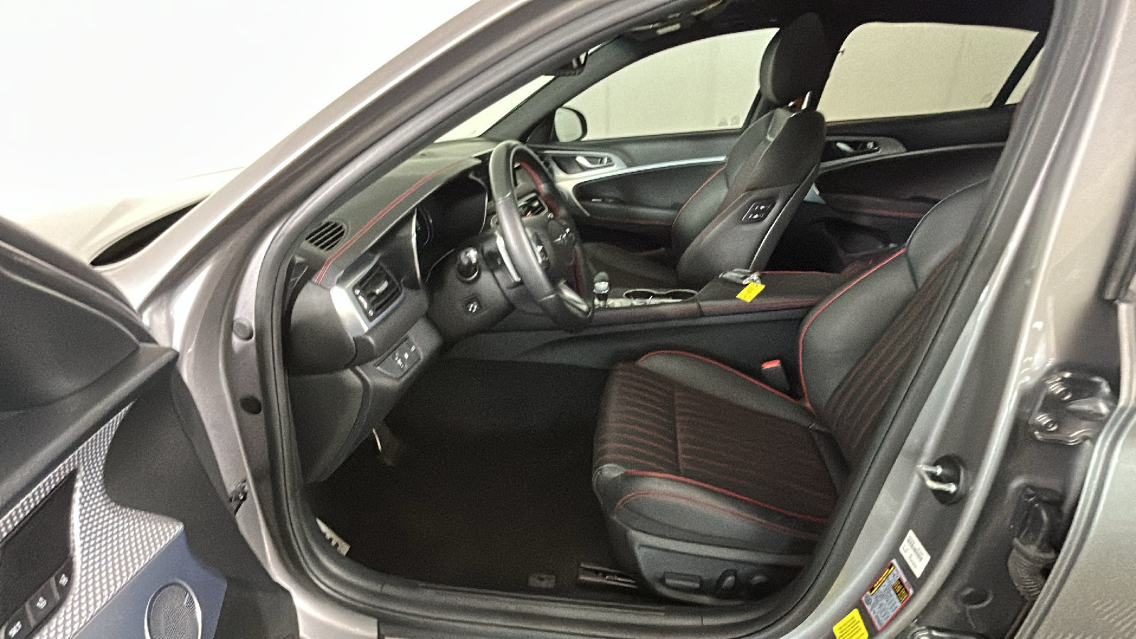 Used 2023 Genesis G70 2.0T w/ Sport Prestige Package RWD image 14