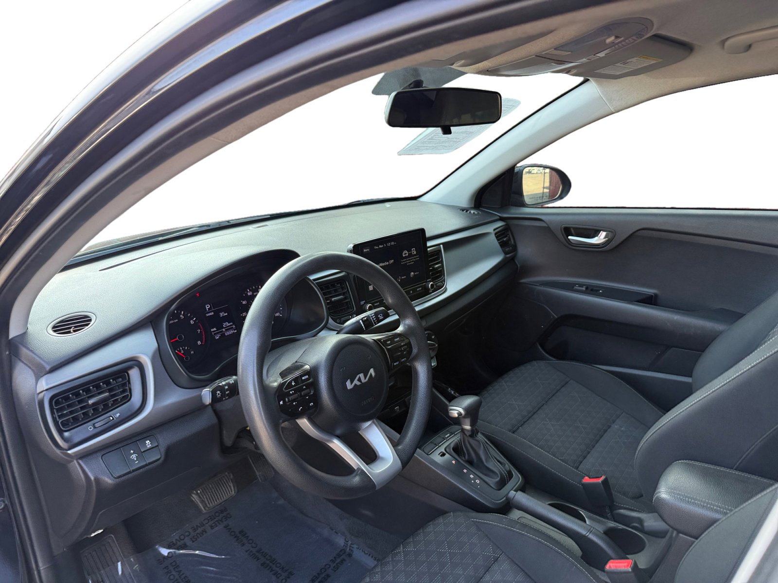 Used 2022 Kia Rio S FWD image 9
