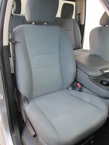 Used 2019 RAM 1500 Classic SLT RWD image 20