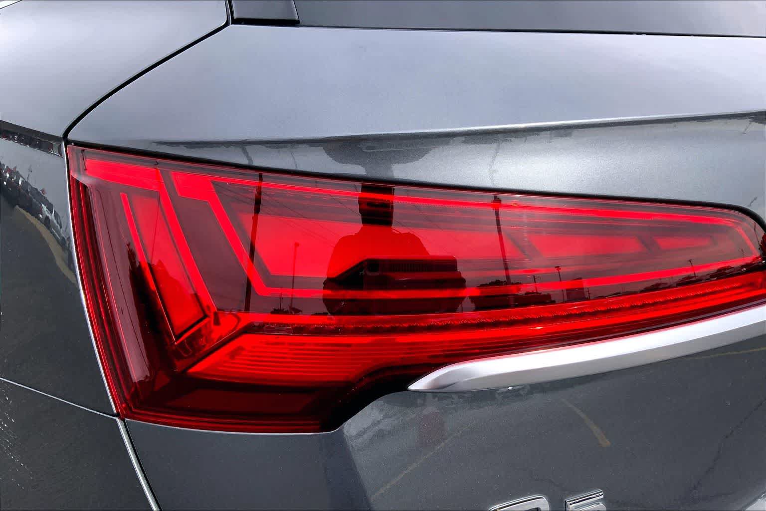 Used 2023 Audi Q5 2.0T Premium Plus w/ Premium Plus Package AWD/4WD image 29