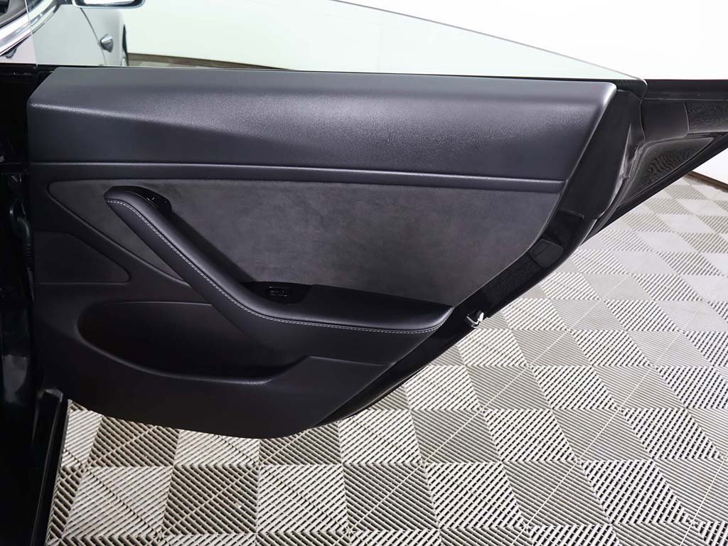 Used 2020 Tesla Model 3 Long Range image 27