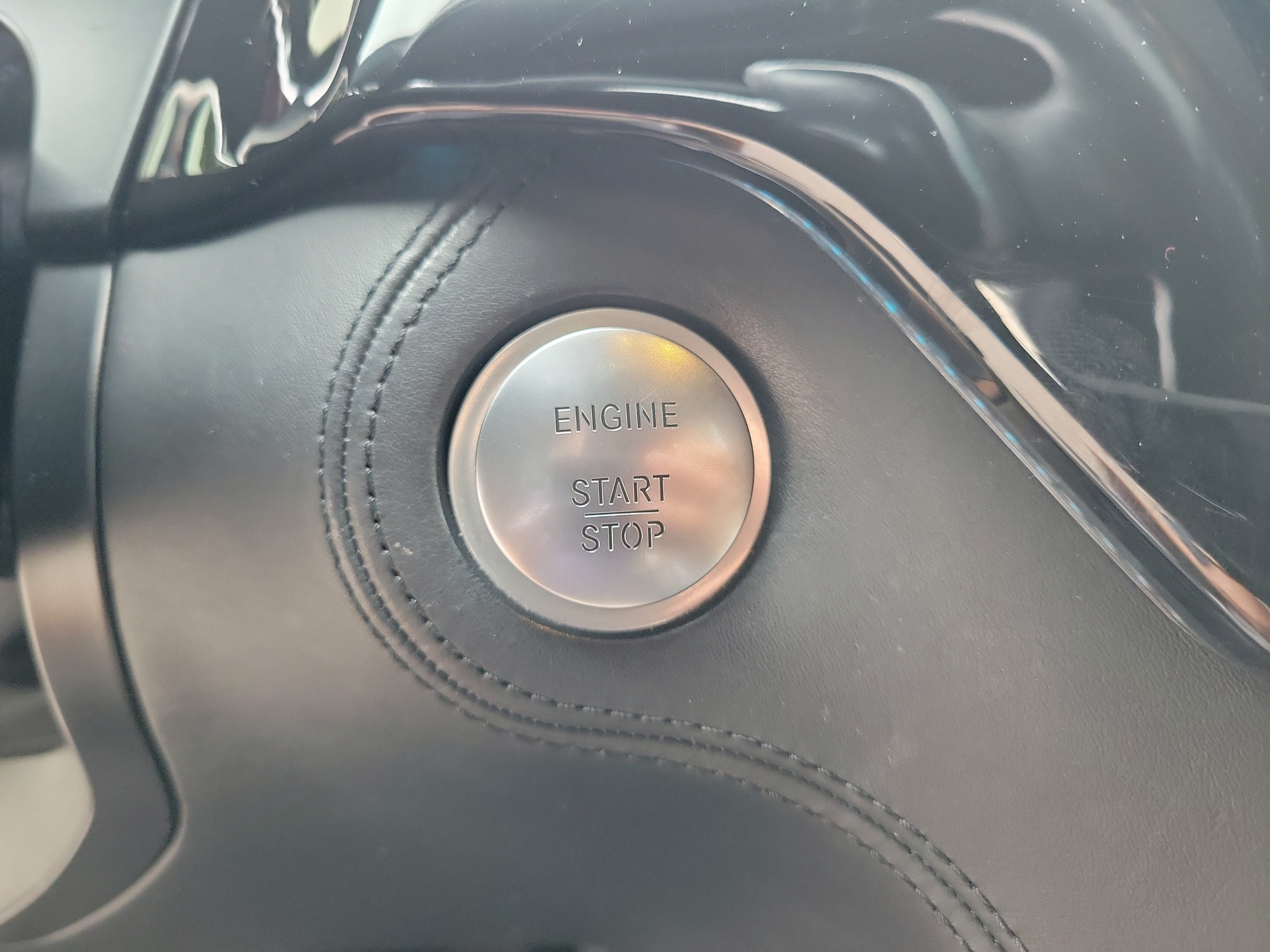 Used 2019 Mercedes-Benz GLS 550 4MATIC image 32