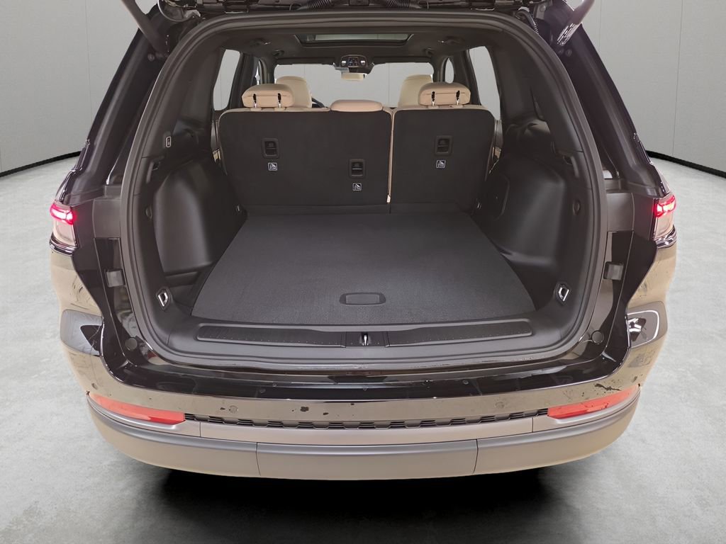 New 2026 Jeep Grand Cherokee Limited image 22