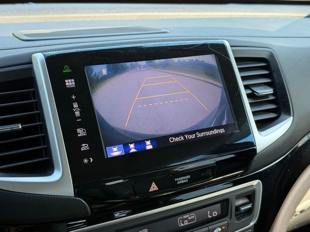 Used 2016 Honda Pilot Touring image 34