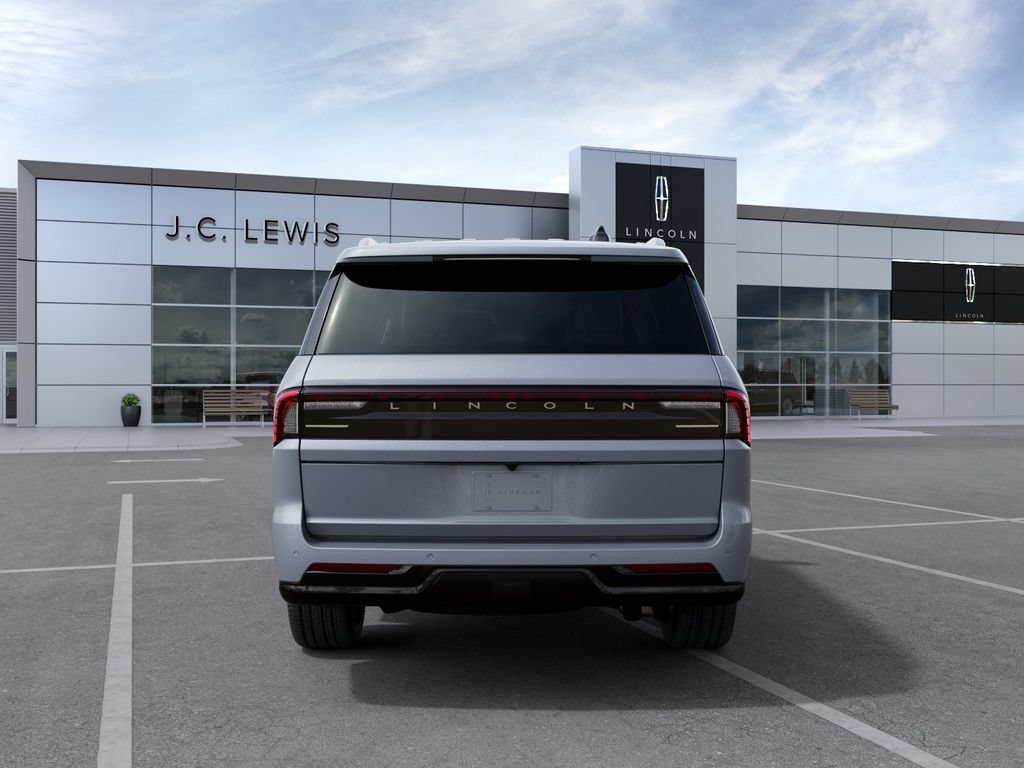 New 2027 Lincoln Navigator L Reserve AWD/4WD image 5