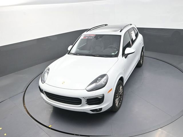 Used 2017 Porsche Cayenne S Platinum AWD/4WD image 13