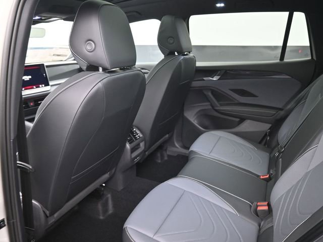 New 2026 Volkswagen Tiguan SE R-Line image 23