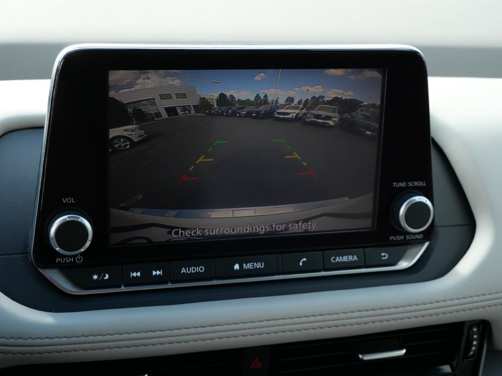 Used 2022 Nissan Rogue SV AWD/4WD image 23