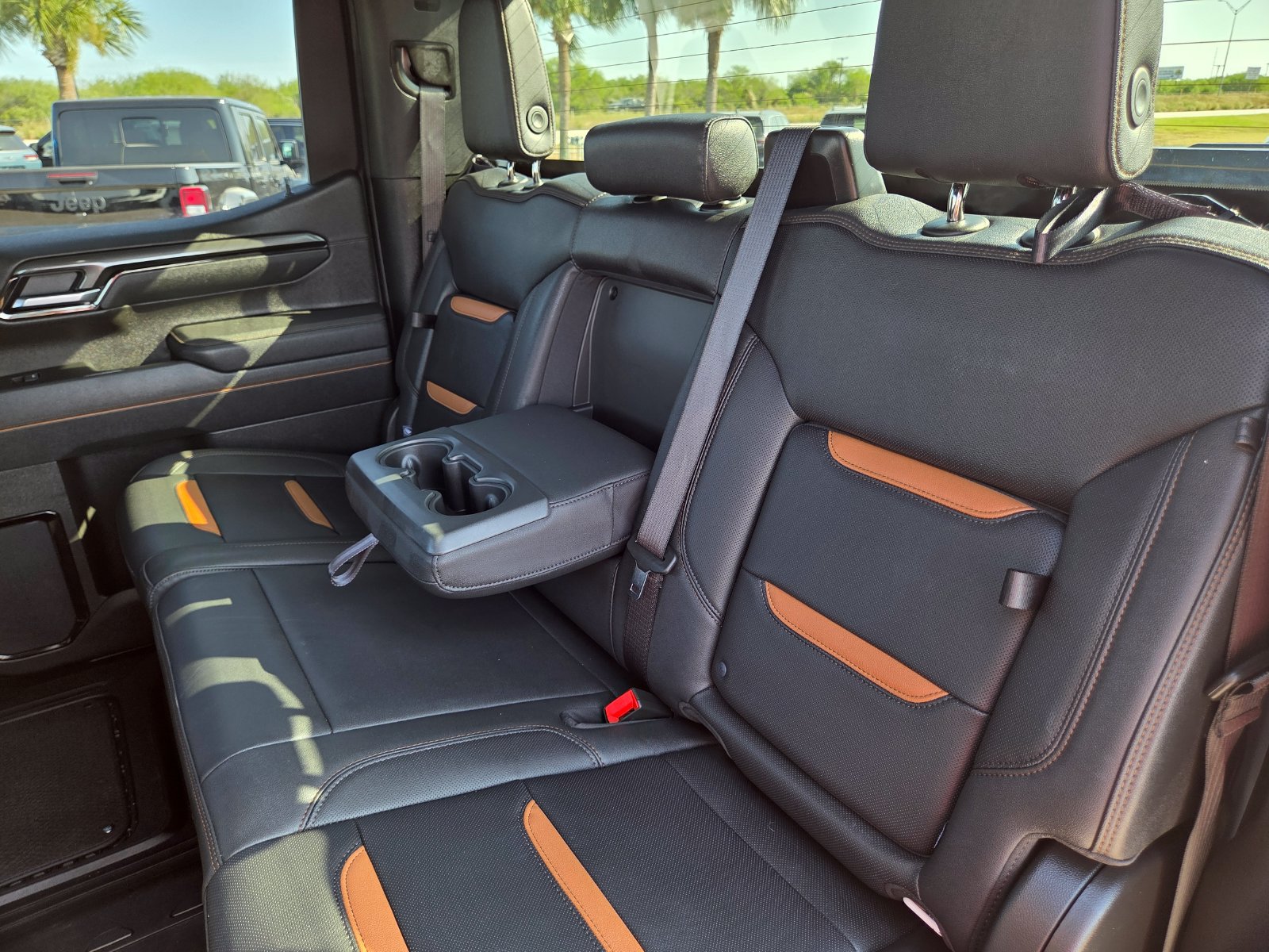 Used 2025 GMC Sierra 1500 AT4 AWD/4WD image 27