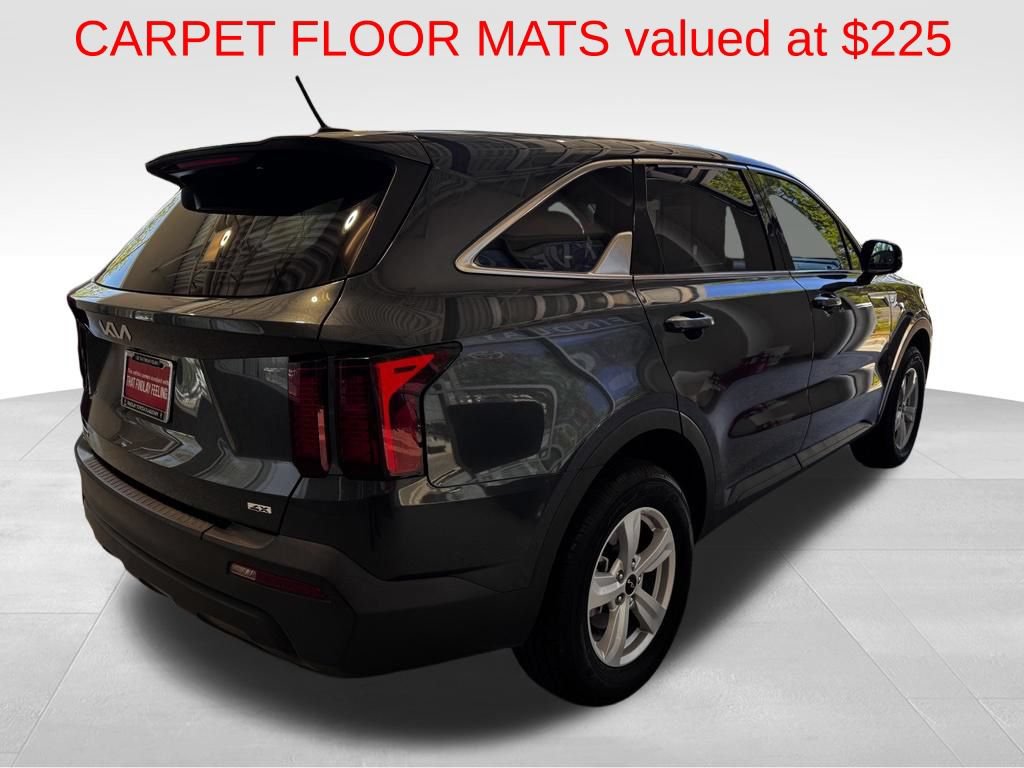 Used 2023 Kia Sorento LX AWD/4WD image 7