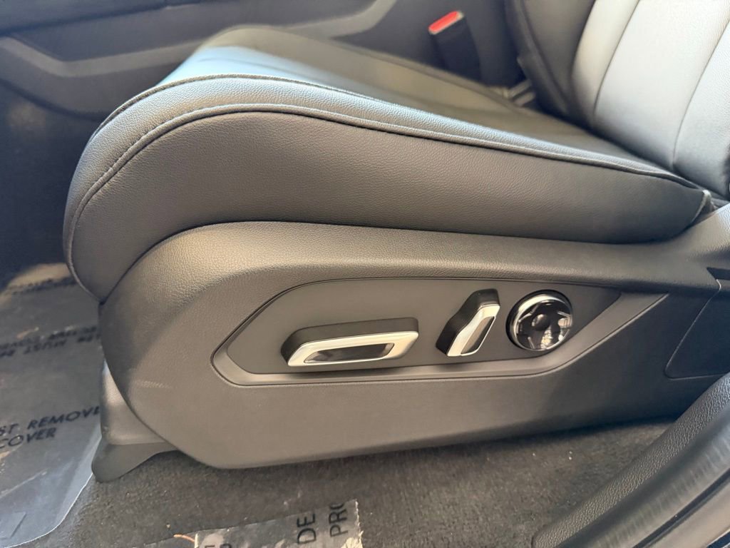 New 2026 Acura MDX SH-AWD image 14