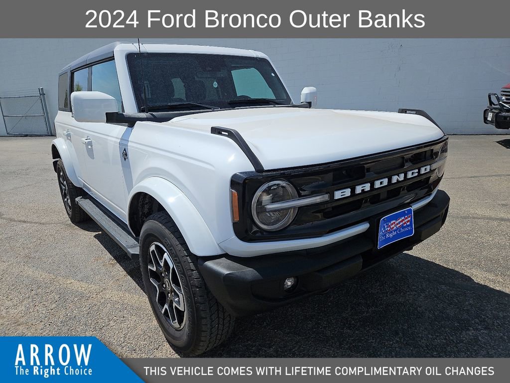 Used 2024 Ford Bronco Outer Banks image 2
