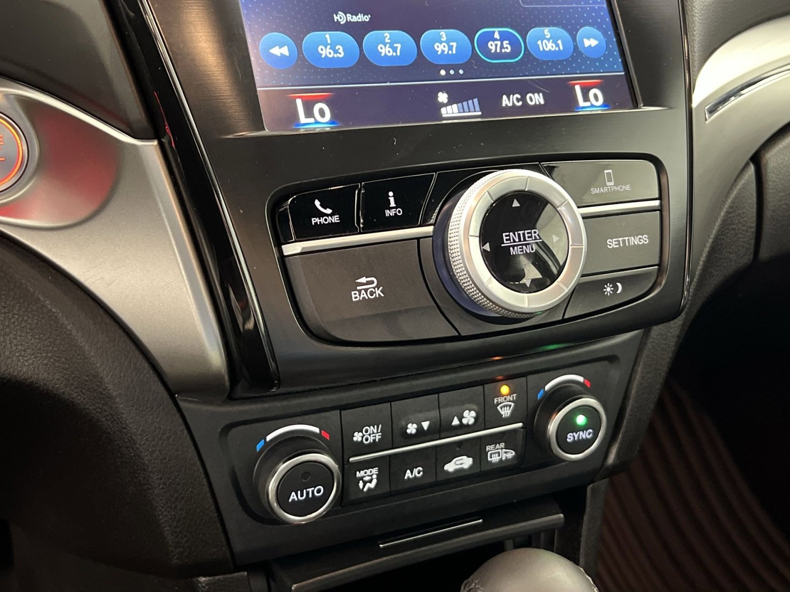 Used 2020 Acura ILX w/ Premium Package image 20