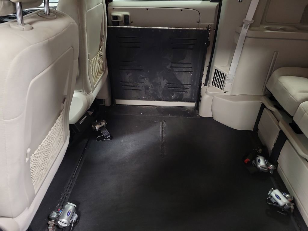 Used 2016 Dodge Grand Caravan SE w/ Quick Order Package 29E SE image 20