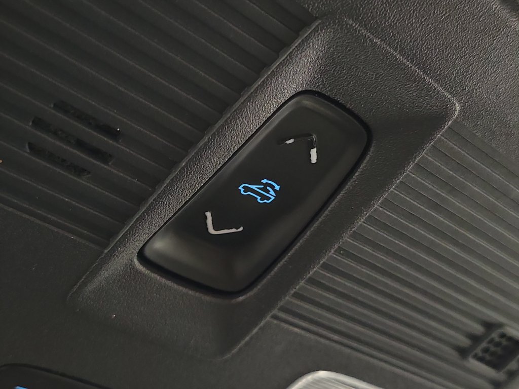 Used 2024 Ford Mustang Premium RWD image 29