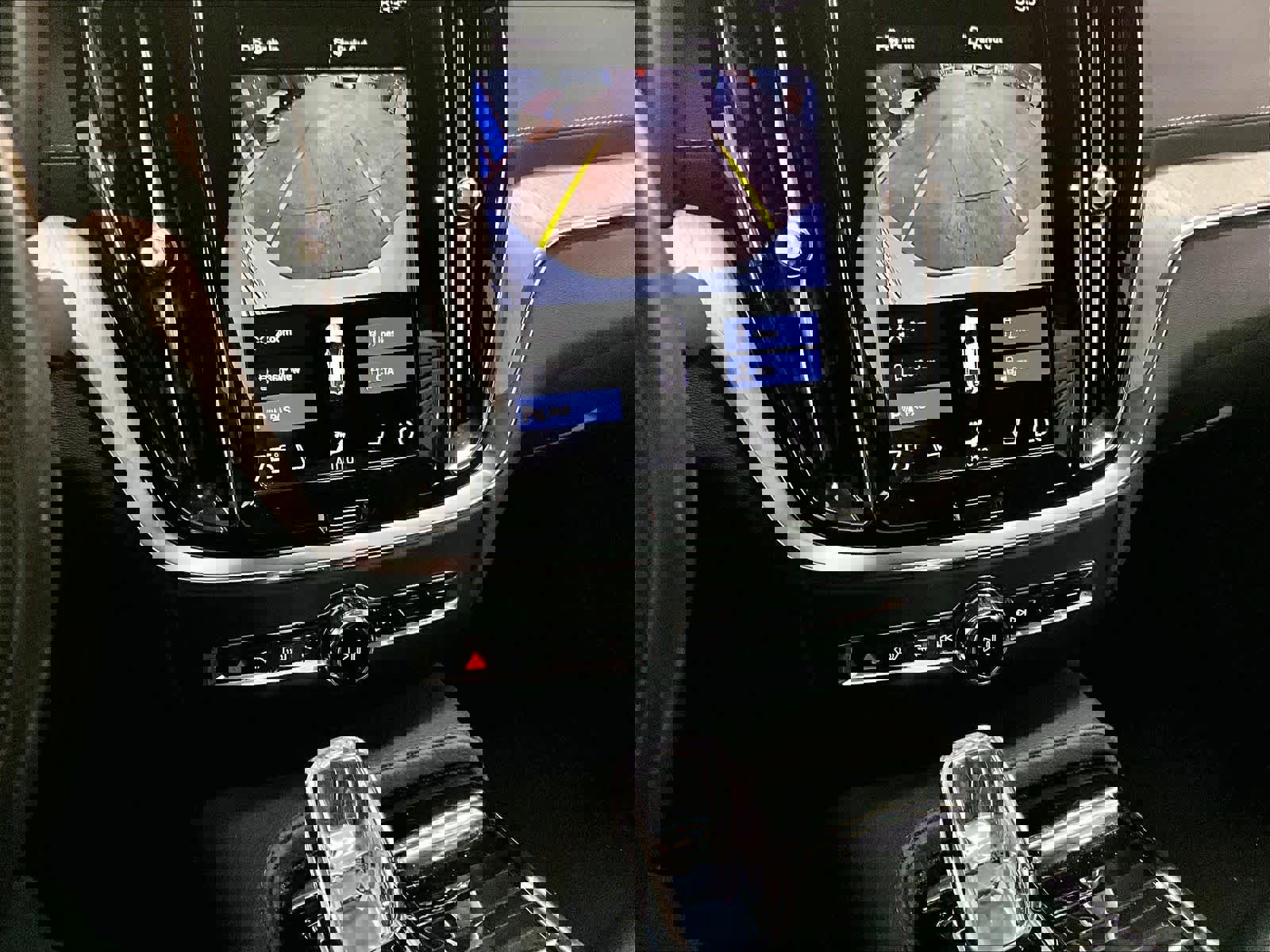 Used 2021 Volvo S60 T8 Inscription image 33