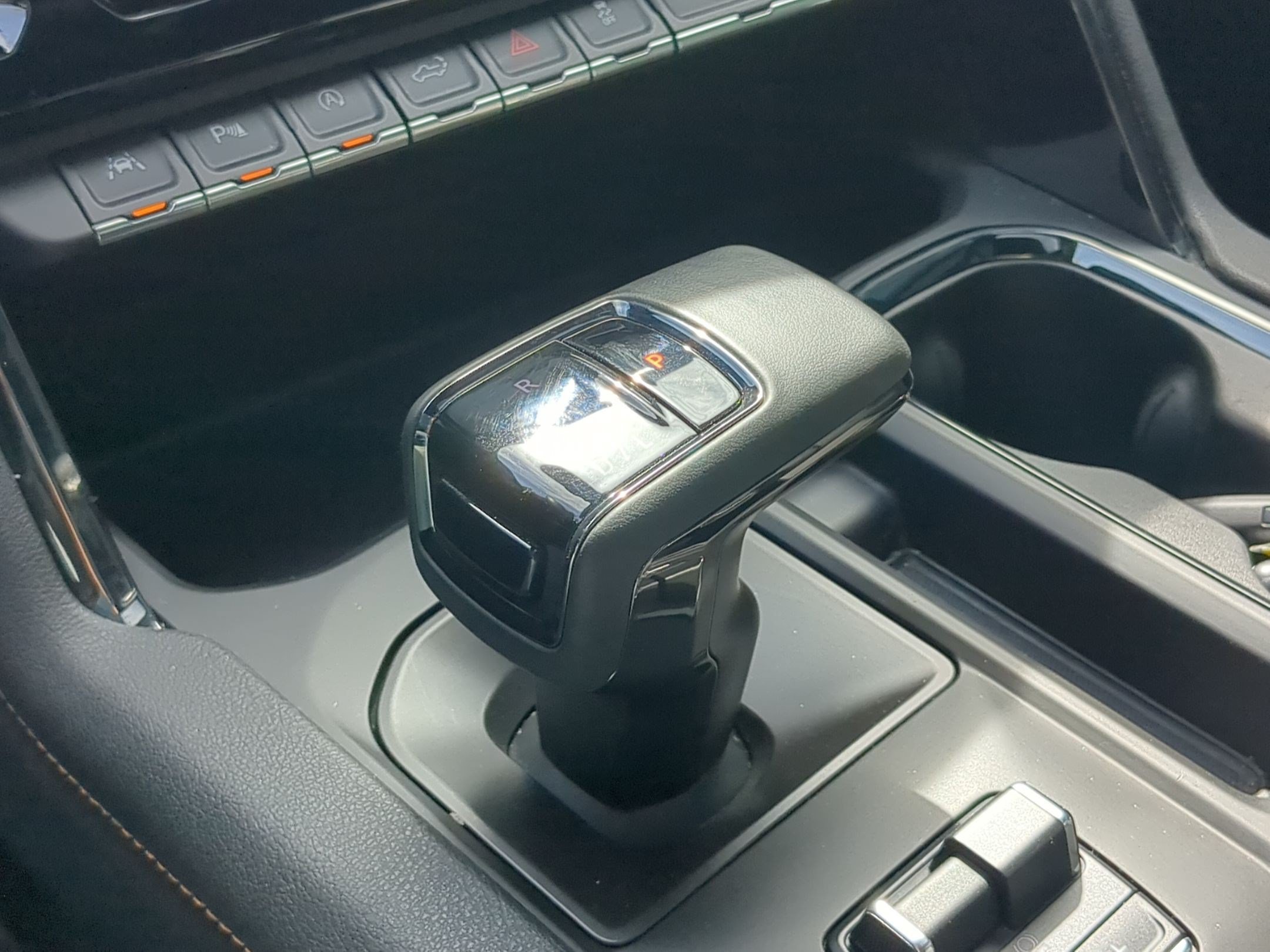 Used 2024 GMC Sierra 1500 AT4 w/ Technology Package AWD/4WD image 24