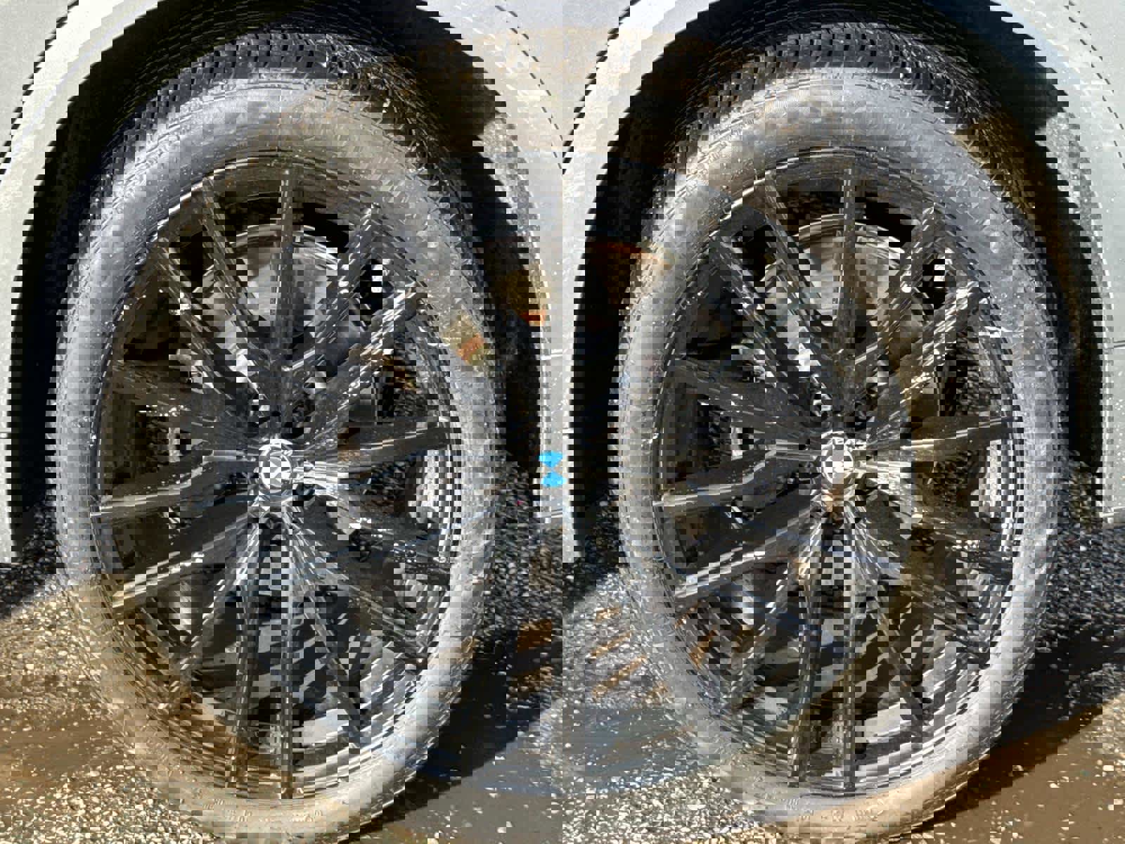 Used 2024 BMW X5 xDrive40i w/ M Sport Package image 11