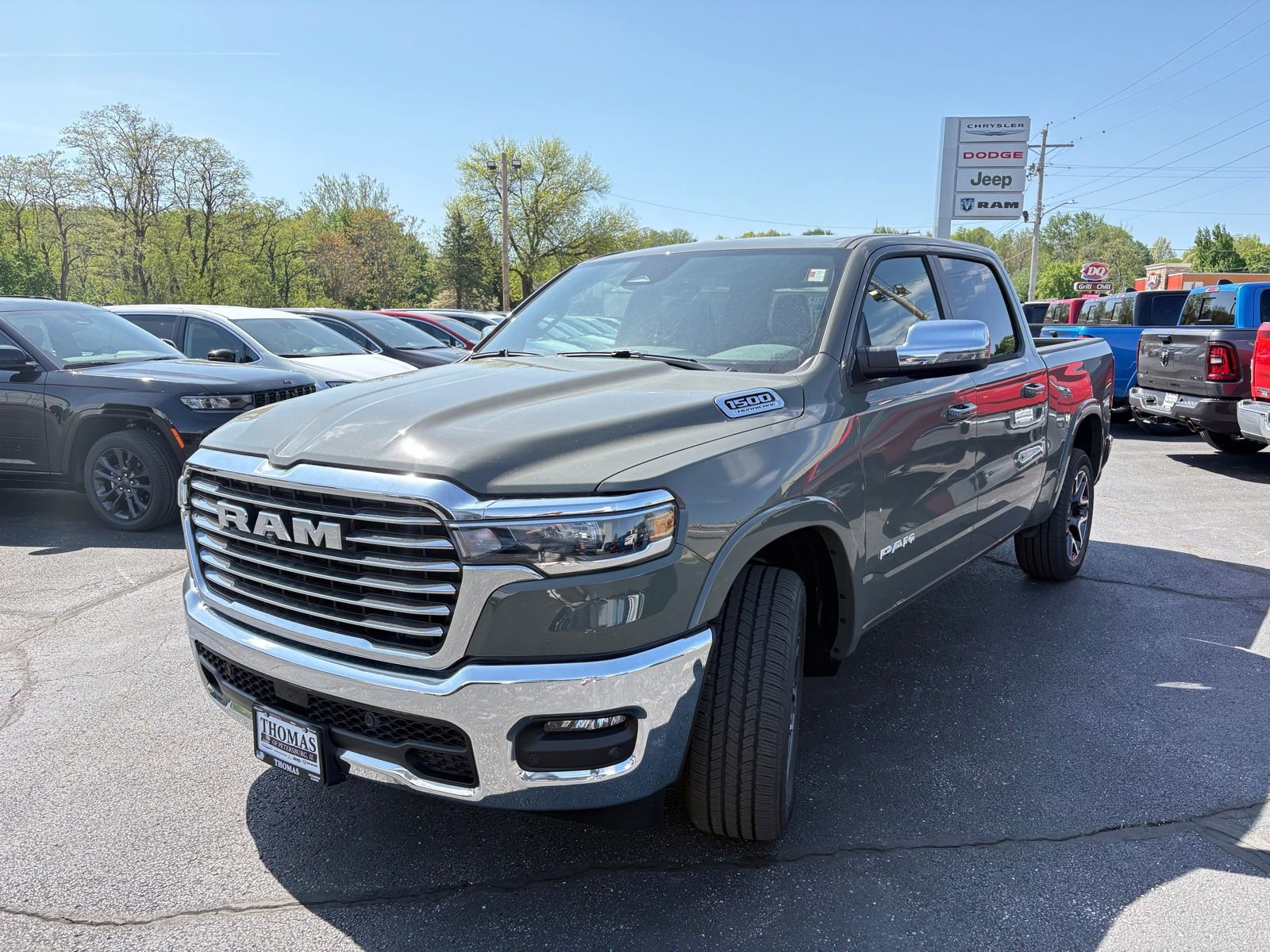 Used 2026 RAM 1500 Laramie AWD/4WD image 3