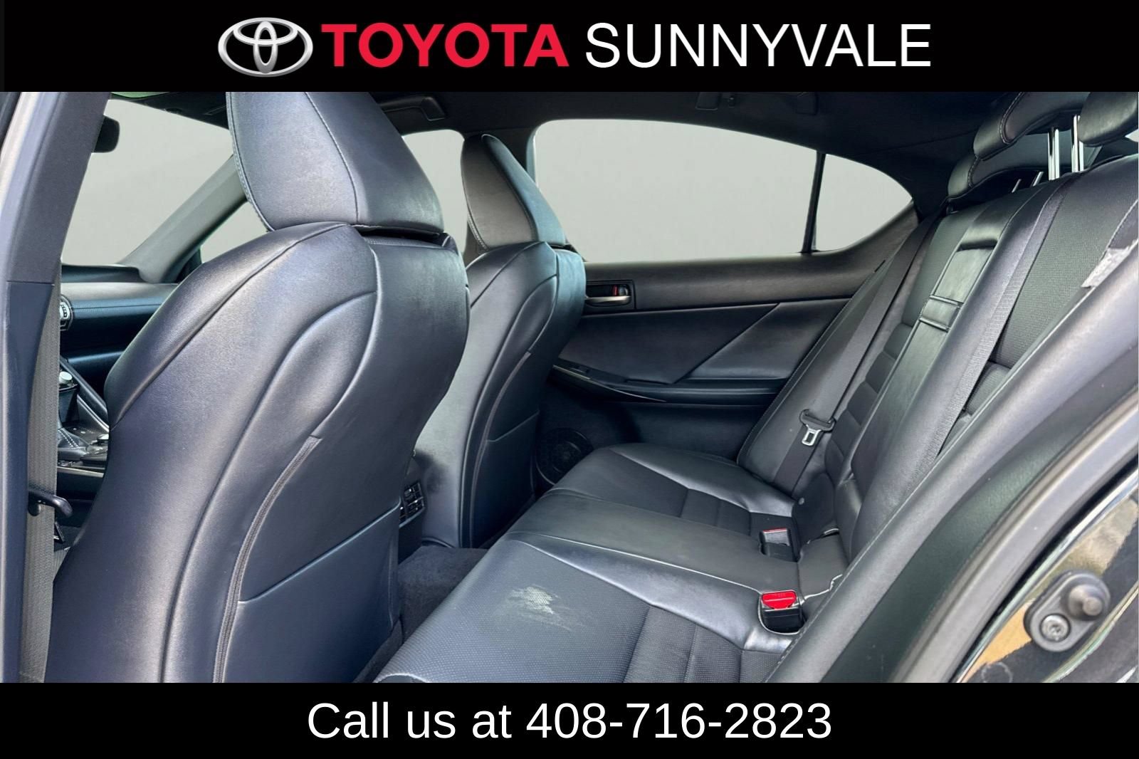 Used 2022 Lexus IS 500 RWD image 5