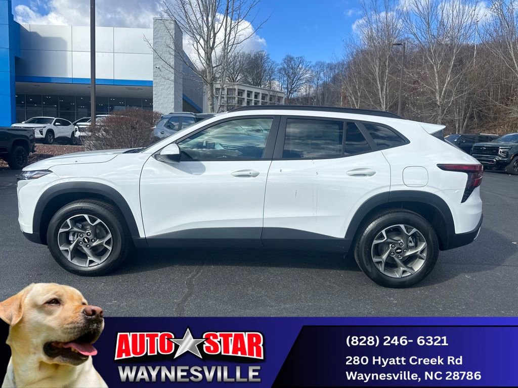 New 2025 Chevrolet Trax LT w/ LT Convenience Package image 32