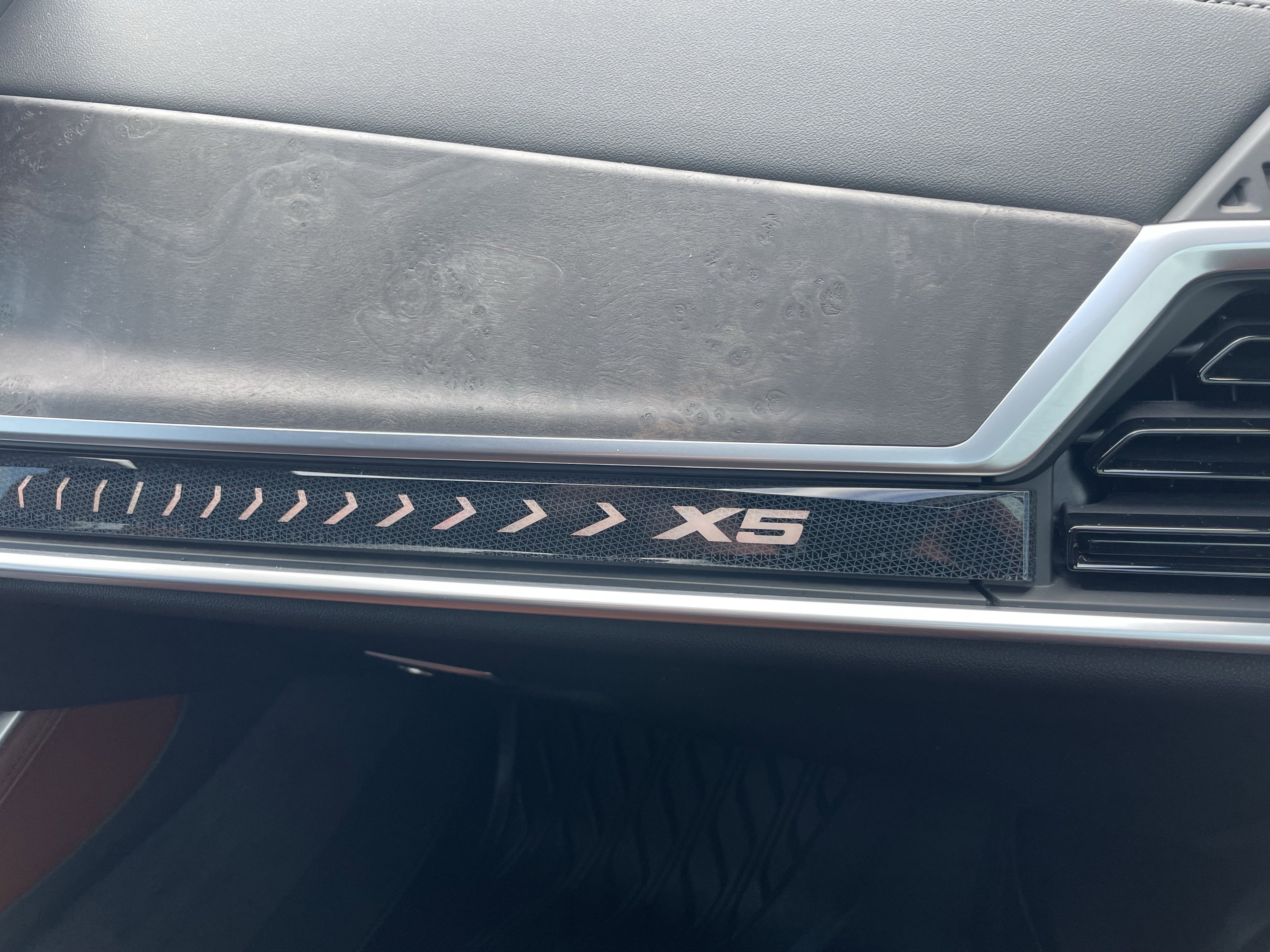 Used 2024 BMW X5 xDrive40i w/ Executive Package image 39