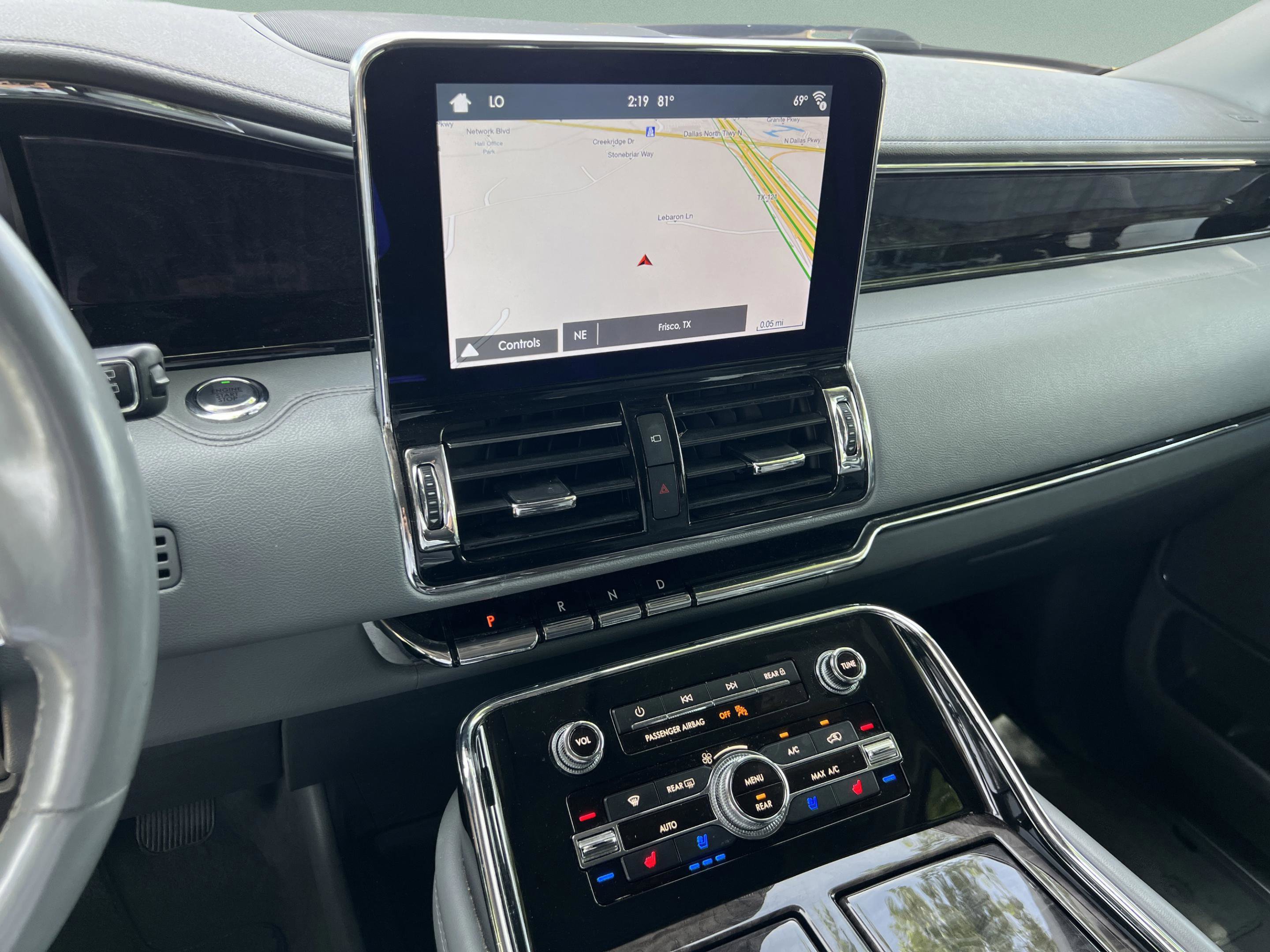 Used 2019 Lincoln Navigator Reserve AWD/4WD image 16