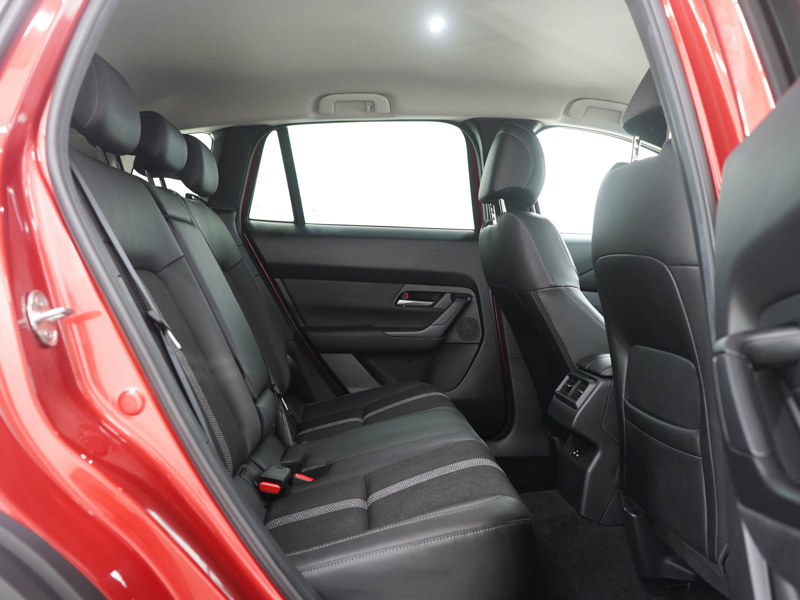 Used 2024 MAZDA CX-50 AWD 2.5 S w/ Cargo Package image 12
