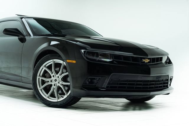 Used 2015 Chevrolet Camaro SS w/ RS Package image 4