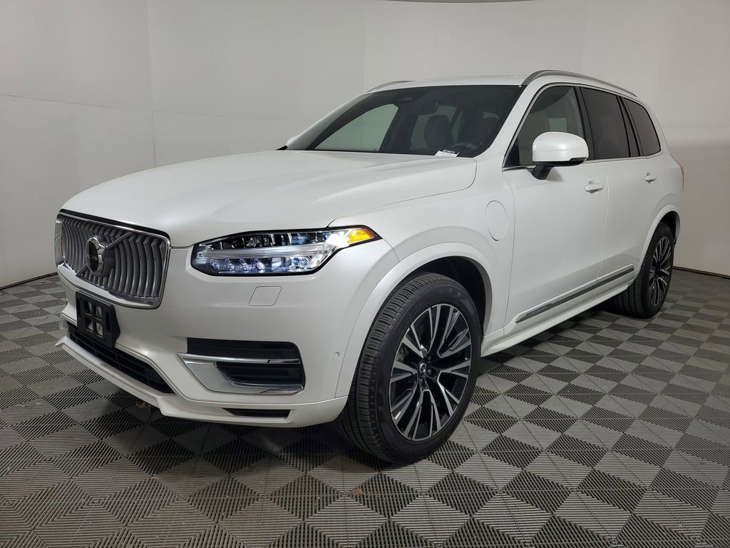 Used 2024 Volvo XC90 T8 Plus image 4