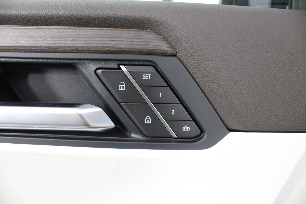 New 2027 GMC Acadia Denali AWD/4WD image 17