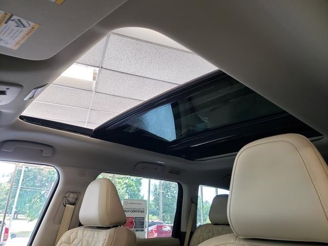 New 2025 Nissan Armada Platinum Reserve image 17