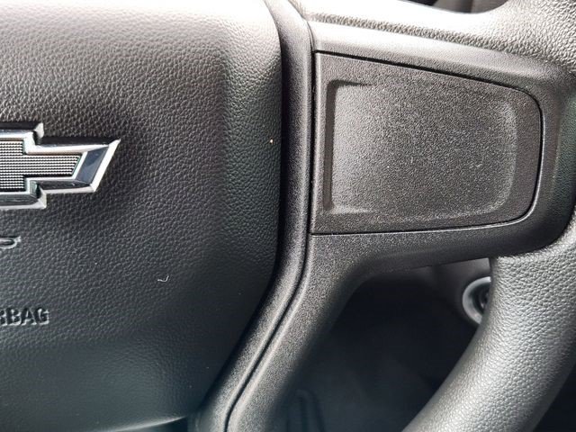 Used 2023 Chevrolet Silverado 1500 Custom Trail Boss w/ LPO, Dark Essentials Package AWD/4WD image 24