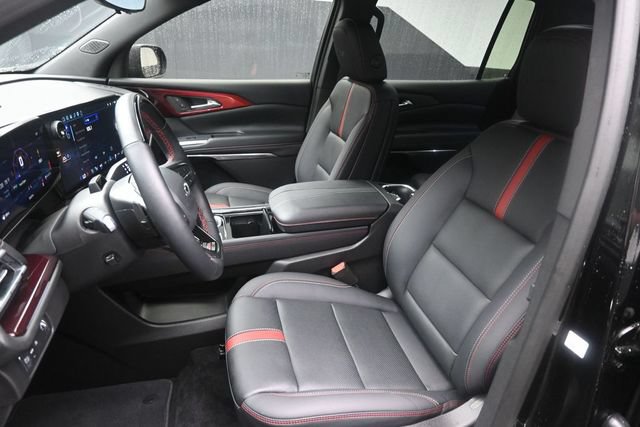 Used 2026 Chevrolet Traverse RS FWD image 18