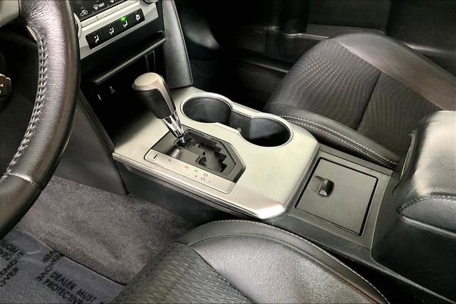 Used 2012 Toyota Camry SE image 17