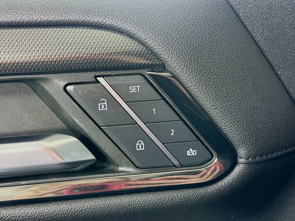 Used 2022 GMC Sierra 1500 AT4 w/ AT4 Preferred Package image 21