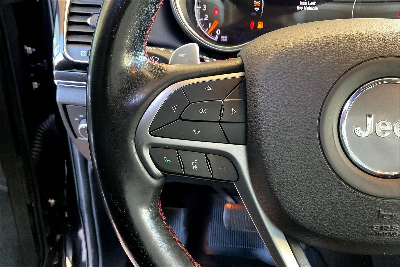 Used 2021 Jeep Grand Cherokee Trailhawk AWD/4WD image 11