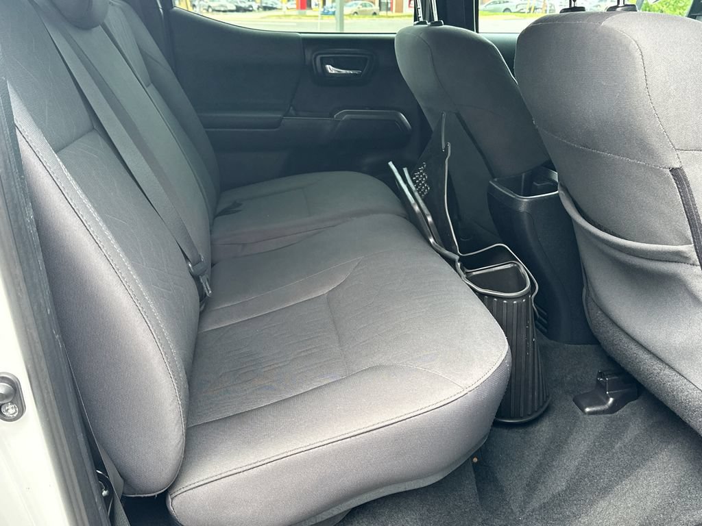 Used 2019 Toyota Tacoma TRD Off-Road AWD/4WD image 12