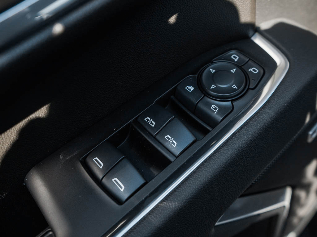 New 2026 Chevrolet Silverado 1500 LTZ AWD/4WD image 15