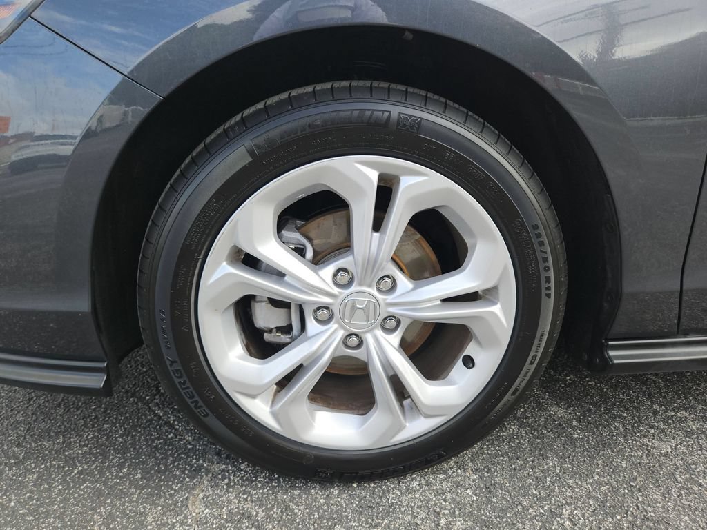 Used 2025 Honda Accord LX image 27