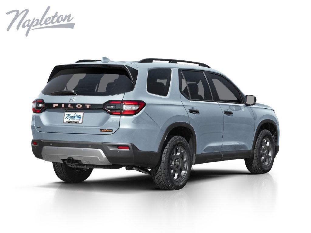 New 2026 Honda Pilot TrailSport image 2