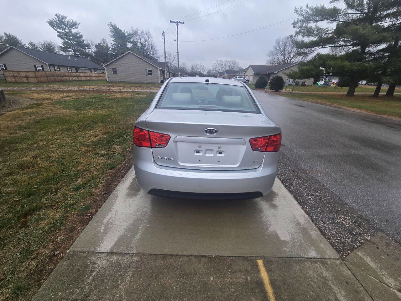 Used 2013 Kia Forte EX image 7